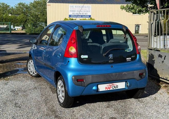 Peugeot 107 1.4 HDi Trendy 5p Bleu de 2006