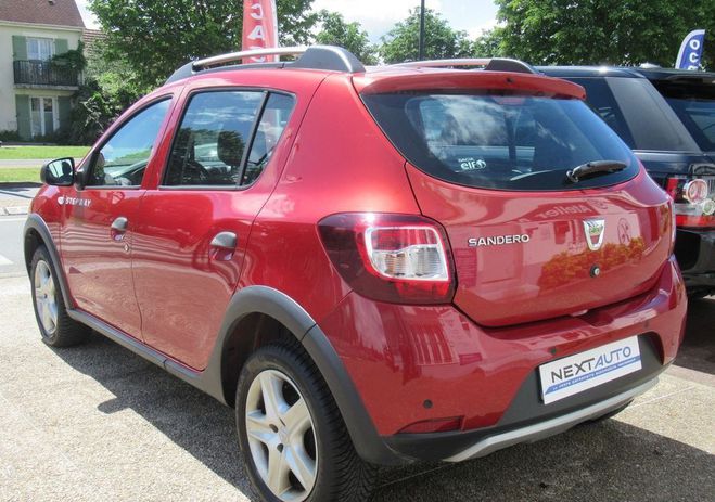 Dacia Sandero 0.9 TCE 90CH STEPWAY PRESTIGE EURO6 Rouge de 2016
