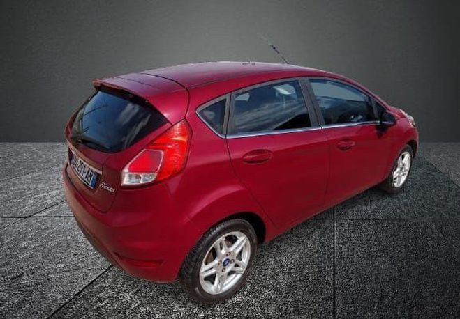 Ford Fiesta 1.6 TDCi 95 TITANIUM 102515KM 2015 Bordeaux de 2015