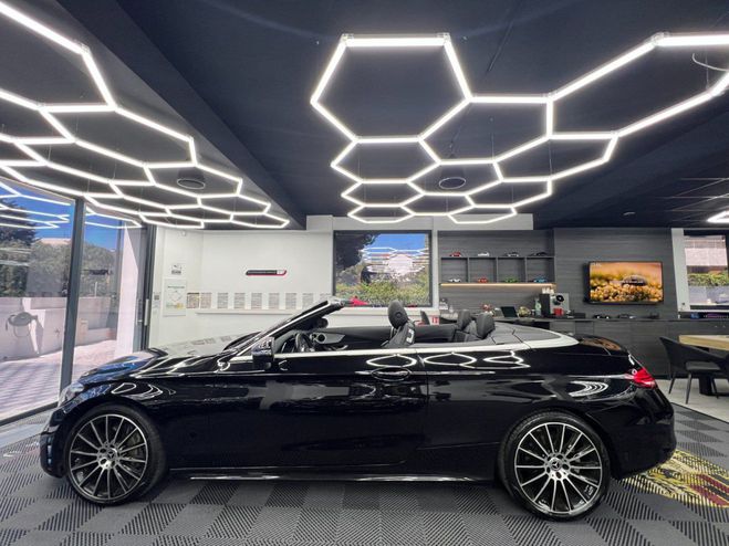 Mercedes Classe C CABRIOLET 220 d 9G-Tronic AMG Line Noir de 2022