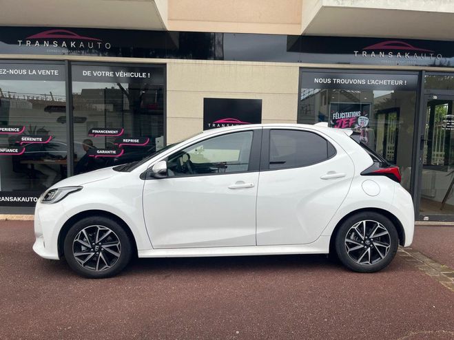 Toyota Yaris 1.5 HYBRID DESIGN Blanc de 2025