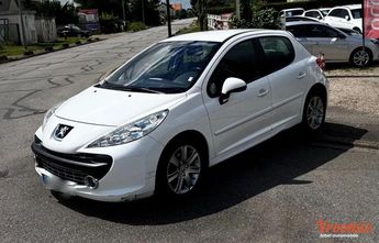  Voir d&eacute;tails -Peugeot 207 1.6i 110CV SPORT 1 ERE MAIN ENTRETIEN CO &agrave; Coigni�res (78)