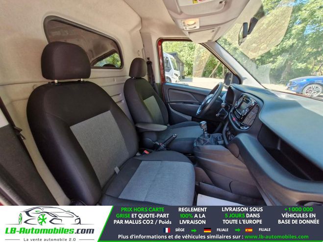 Fiat Doblo 1.6 Multijet 95 ch BVm Rouge M�tallique de 2017