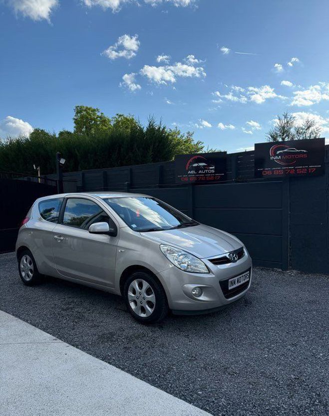 Hyundai I20  Beige de 2009