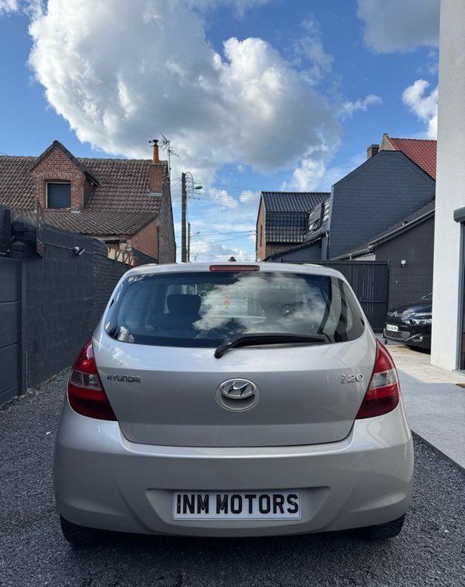 Hyundai I20  Beige de 2009