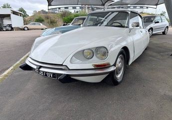  Voir d&eacute;tails -Citroen DS DSuper blanche 1971 &agrave; Saint-Junien (87)