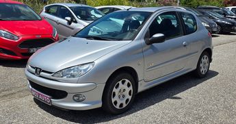  Voir d&eacute;tails -Peugeot 206 146.000KMS 1.4 HDI 70CH 2006 CLIM &agrave; Martigues (13)