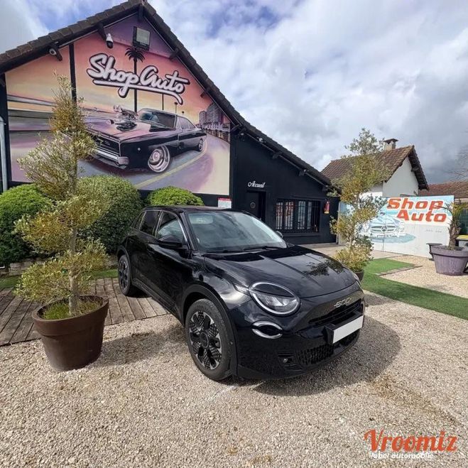 Fiat 600 1.2 T 110H 100 MHEV HYBRID 48VOLT PACK C Noir de 2024