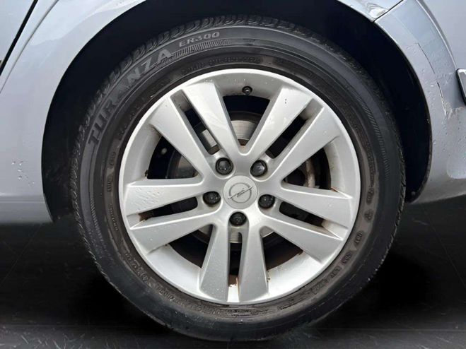 Opel Astra 1.7 CDTI110 COSMO ECOF 5P GRIS F de 2009