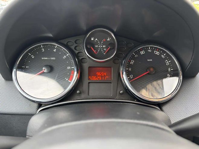 Peugeot 207 1.6 VTI 16V SPORT GRIS F de 2013