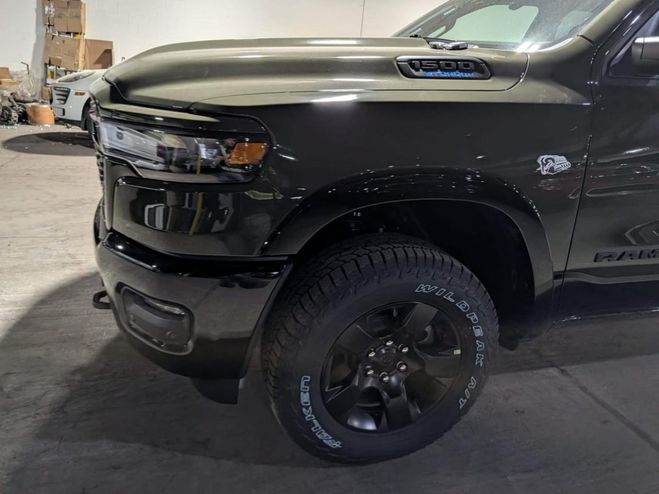 Dodge Ram 1500 CREW BIGHORN BACK COUNTRY V8 Vert et Noir de 2026