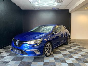  Voir d&eacute;tails -Renault Megane IV BERLINE Blue dCi 115 EDC - 20 R.S. Li &agrave; Perrigny (39)