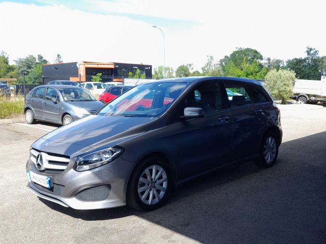 Mercedes Classe B BUSINESS 200 CDI BlueEFFICIENCY Executiv Gris de 2014