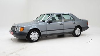  Voir d&eacute;tails -Mercedes 230 230E '88 &agrave; Aalter (98)