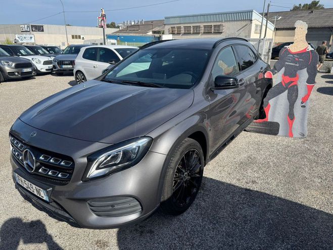 Mercedes Classe GLA 200 156CH STARLIGHT EDITION 7G-DCT EURO6 Gris F de 2019