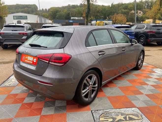 Mercedes Classe A 200 STYLE LINE 7G-DCT Gris Clair de 2019