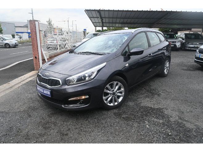 Kia Ceed d SW 1.6 CRDi 136 ch ISG Active Gris de 2017