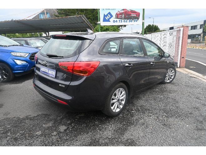 Kia Ceed d SW 1.6 CRDi 136 ch ISG Active Gris de 2017