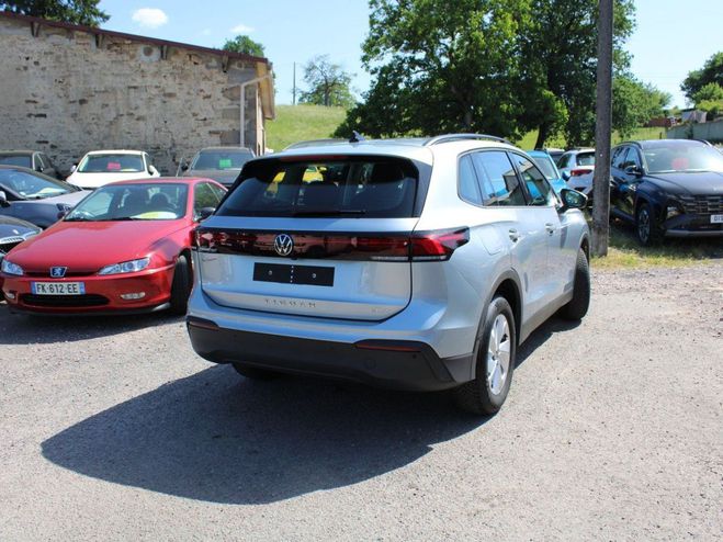 Volkswagen Tiguan 5 LIFE 130 CV MILD HYBRIDE GPS 3D CAM�RA Gris Silver de 2025