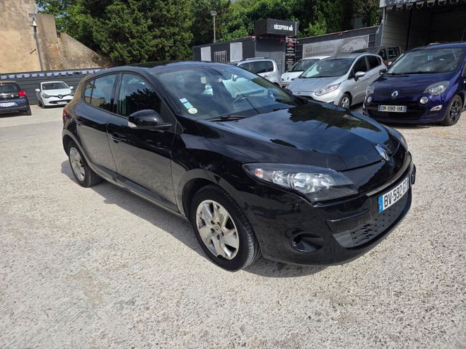 Renault Megane III 1.5 DCI 110 CH Tomtom Edition Noir de 2011
