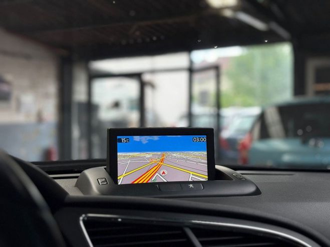 Peugeot 3008 HYBRID4 2.0 E-HDI FAP ETG6   ELECTRIC 37 Noir de 2013