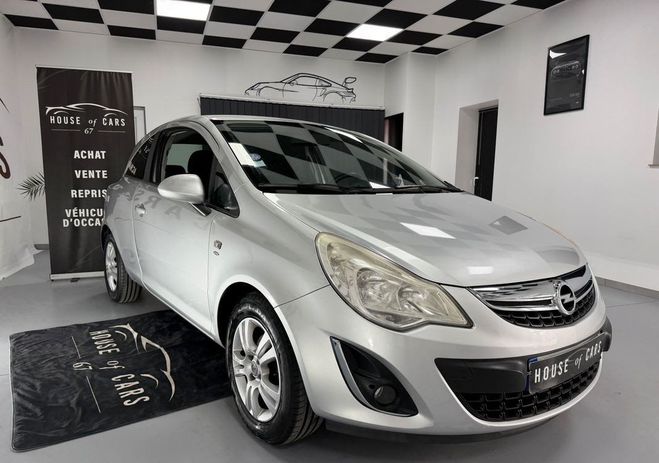 Opel Corsa 1,4 87Ch Gris de 2011