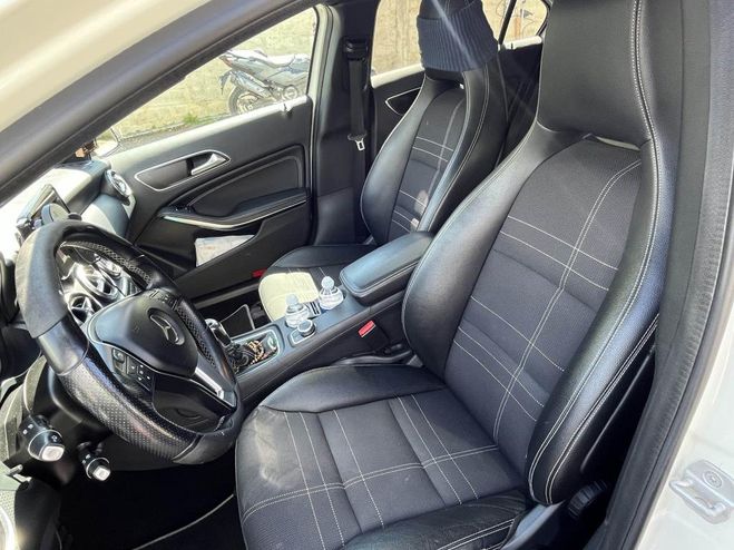Mercedes Classe A 180 CDI FAP BlueEfficiency BERLINE - BM  BLANC de 2013
