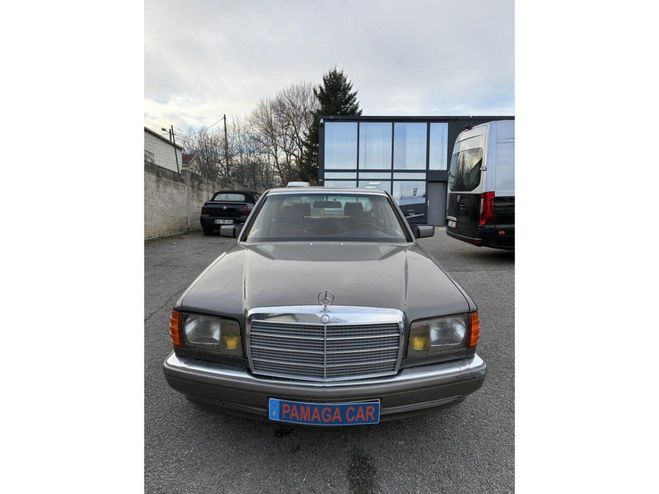 Mercedes Classe SL CLASSE 300 24S ROADSTER - BM 129 . GRIS de 1989
