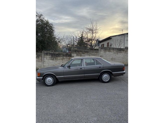 Mercedes Classe SL CLASSE 300 24S ROADSTER - BM 129 . GRIS de 1989