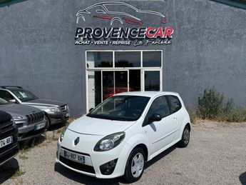  Voir d&eacute;tails -Renault Twingo II 1.5 DCI 85CH NIGHT&DAY &agrave;  La Farl�de (83)