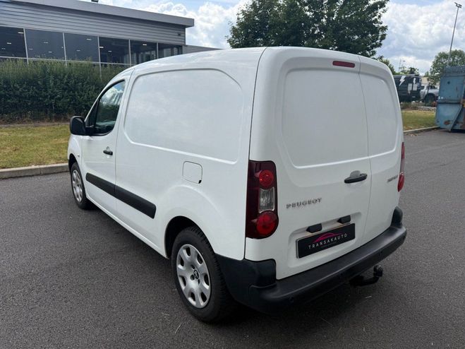 Peugeot Partner FOURGON 1.6 BLUEHDI 100 UTILITAIRE PREMI Blanc de 2017