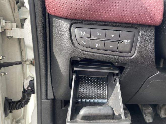 Fiat Punto 1.3 MULTIJET 16V 70CH CULT II 5P BLANC de 2010