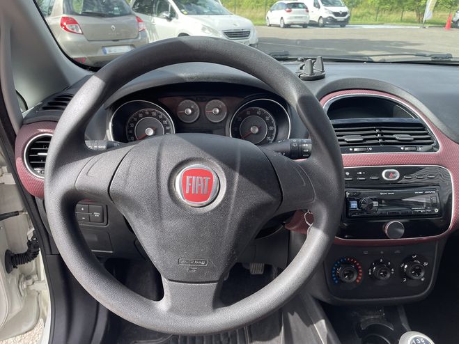 Fiat Punto 1.3 MULTIJET 16V 70CH CULT II 5P BLANC de 2010