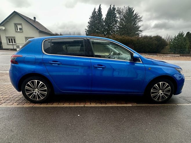 Peugeot 308 1.5 BlueHDi EAT8 130 ch Roadtrip Phase I Bleu de 2020