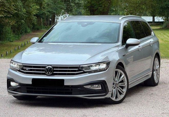 Volkswagen Passat R LINE 2,0tdi 2021 a 10900Euro Gris de 2021