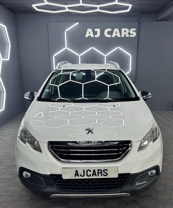 Peugeot 2008 1.6 e-hdi 92ch 1ere main distri neuve au Blanc de 2013