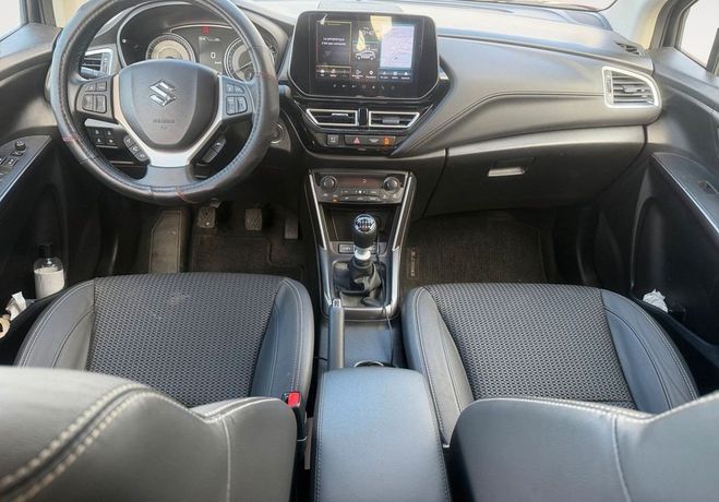Suzuki SX4 S-Cross SX-4 1.4 T SHVS 130 ENTRETIEN TO Rouge de 2023