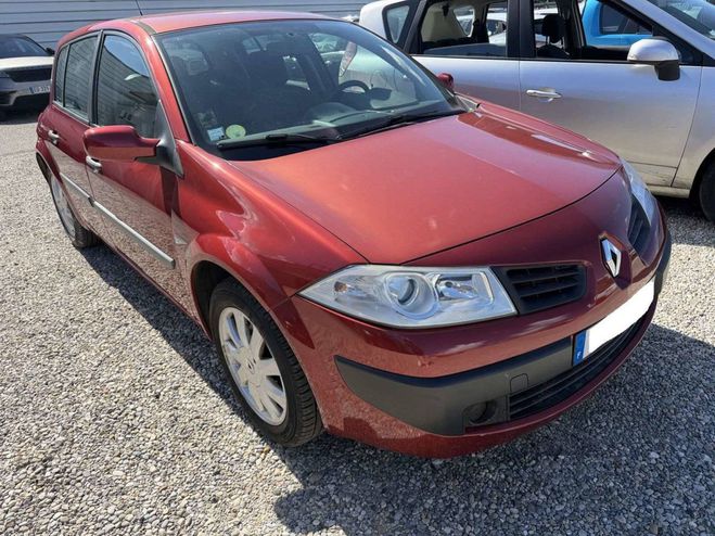 Renault Megane 1.6 110 ch AUTHENTIQUE 5p ROUGE de 2007