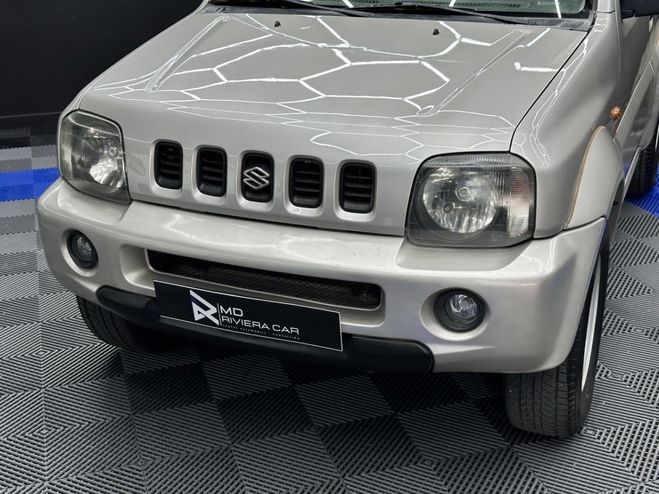 Suzuki Jimny 1.3i 80CH CABRIOLET - OXBOW GRIS de 2003