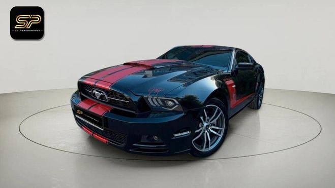 Ford Mustang 3.7 V6 * Bo�te Automatique * Cuir * LED  Noir de 2014