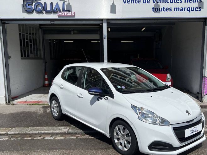 Peugeot 208 1.2 PureTech 68ch Like 5p BLANC de 2017