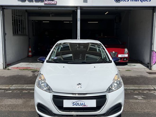 Peugeot 208 1.2 PureTech 68ch Like 5p BLANC de 2017