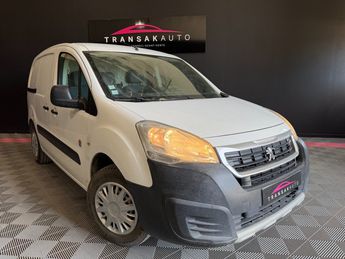  Voir d&eacute;tails -Peugeot Partner FOURGON STANDARD 1.6 BLUEHDI 100 SS BVM5 &agrave; Arles (13)