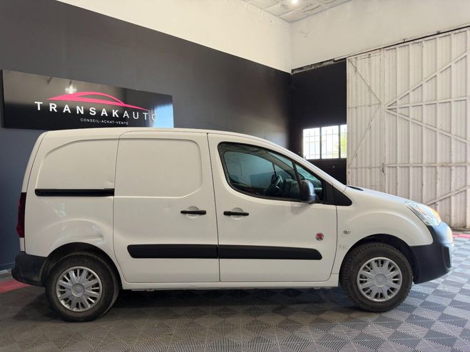 Peugeot Partner FOURGON STANDARD 1.6 BLUEHDI 100 SS BVM5 Blanc de 2017