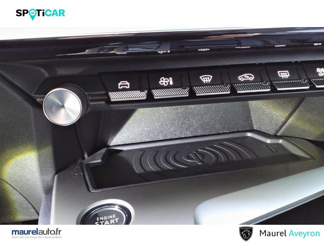 Peugeot 308 308 Hybrid 145 e-DCS6 Allure 5p Black de 2025