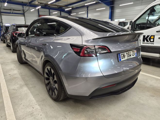 Tesla Model Y SUV hautes performances � transmission i MERCURE de 2023