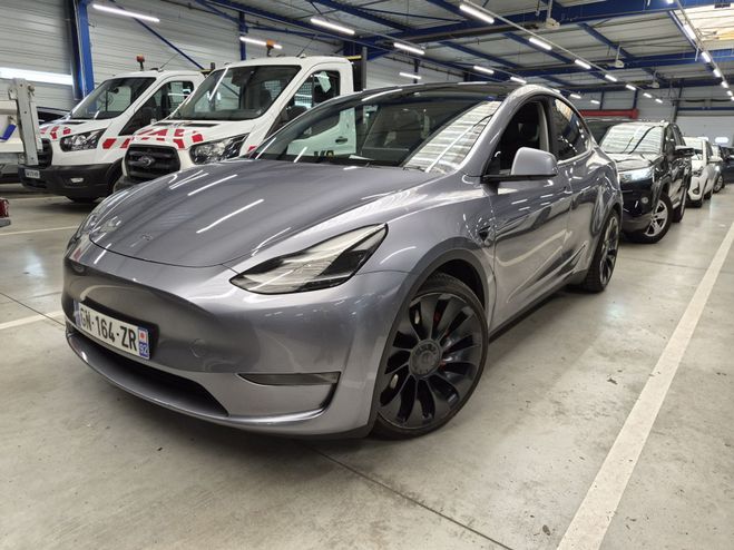 Tesla Model Y SUV hautes performances � transmission i MERCURE de 2023
