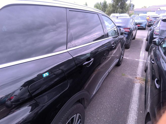 Peugeot 5008 Hybride 145 E-DCS6 GT  Noir Perla Nera de 2024