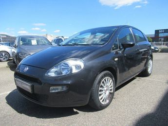  Voir d&eacute;tails -Fiat Punto 1.3 Multijet 16V 85 SetS 90g Easy &agrave; Aubi�re (63)