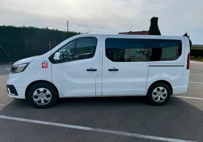 Renault Trafic COMBI 9 places L1 2.0 EDC dCi 150ch TRUC Blanc de 2023
